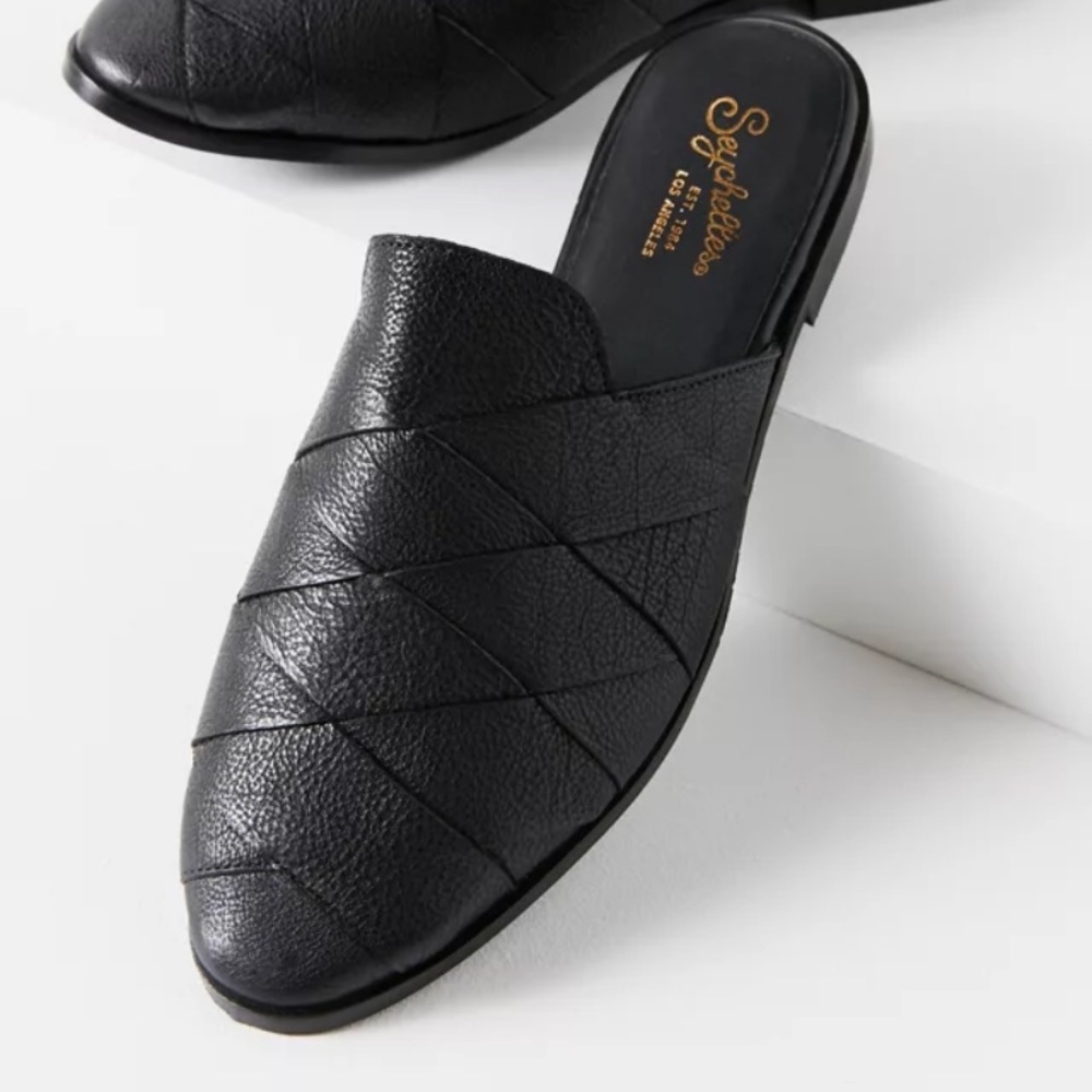 Seychelles Survival Mule